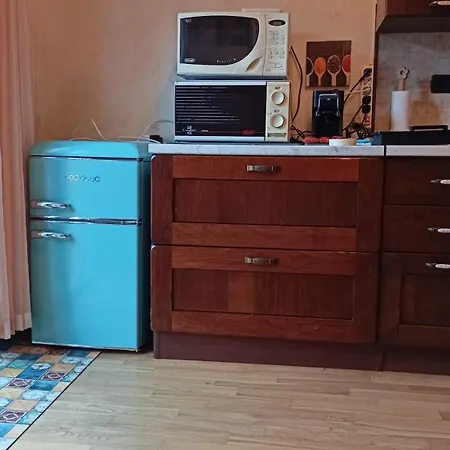 アパート Holidays ラッパロ